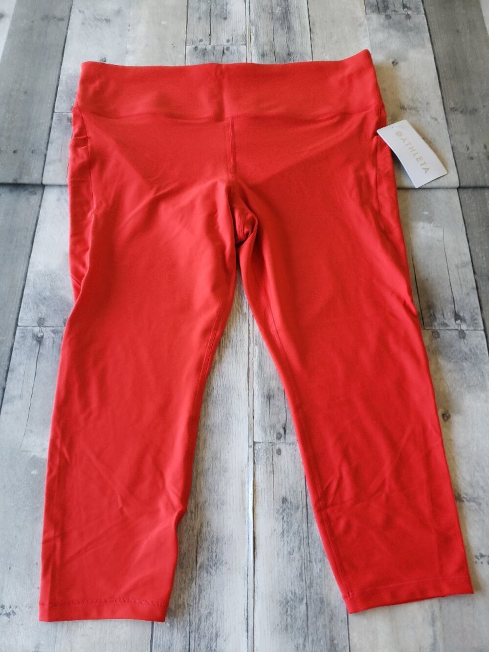 NWT – Athleta Interval Stash High Rise 7/8 Legging Red – Size 2X